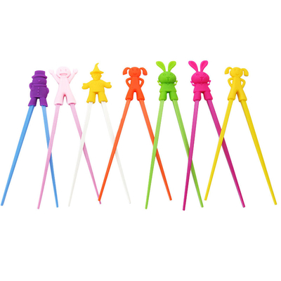 Palillos sostenibles personalizados con forma de animal para el entrenamiento de aprendizaje del bebé