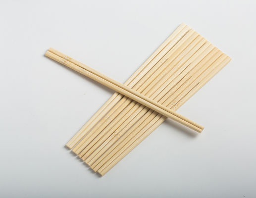 OPP que embala el nudo gemelo de Mao Bamboo Chopsticks Disposable With, palillos desnudos