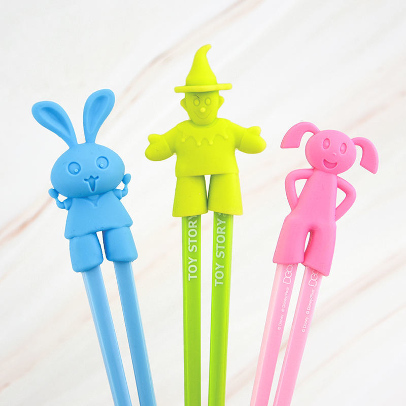 Palillos sostenibles personalizados con forma de animal para el entrenamiento de aprendizaje del bebé