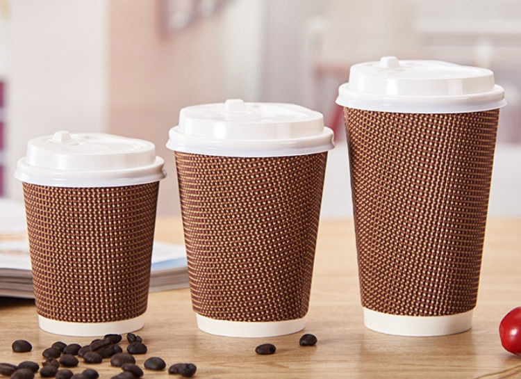 boca de 90m m tres tazas de café disponibles acanaladas de las capas 16oz