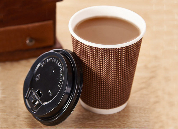 boca de 90m m tres tazas de café disponibles acanaladas de las capas 16oz